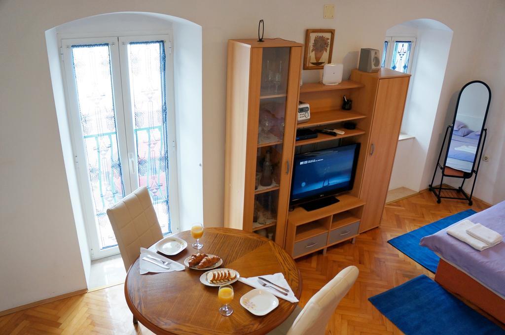 Kamena Apartment & Studio マカルスカ エクステリア 写真