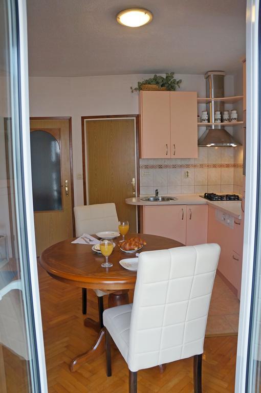 Kamena Apartment & Studio マカルスカ エクステリア 写真