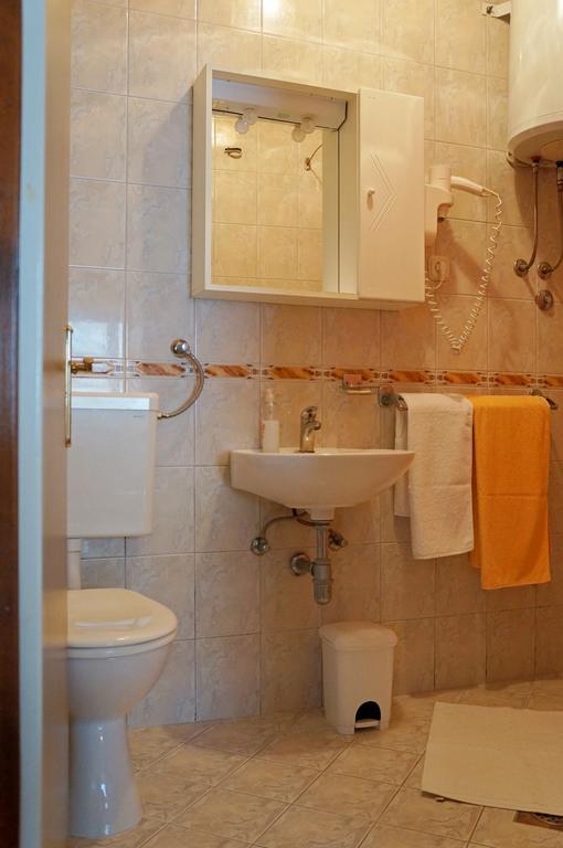 Kamena Apartment & Studio マカルスカ エクステリア 写真