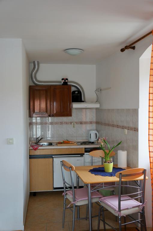 Kamena Apartment & Studio マカルスカ エクステリア 写真